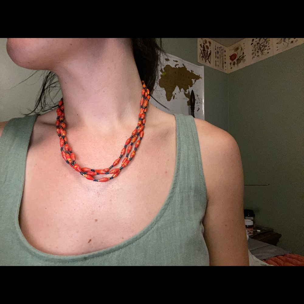 Paper rolled necklace